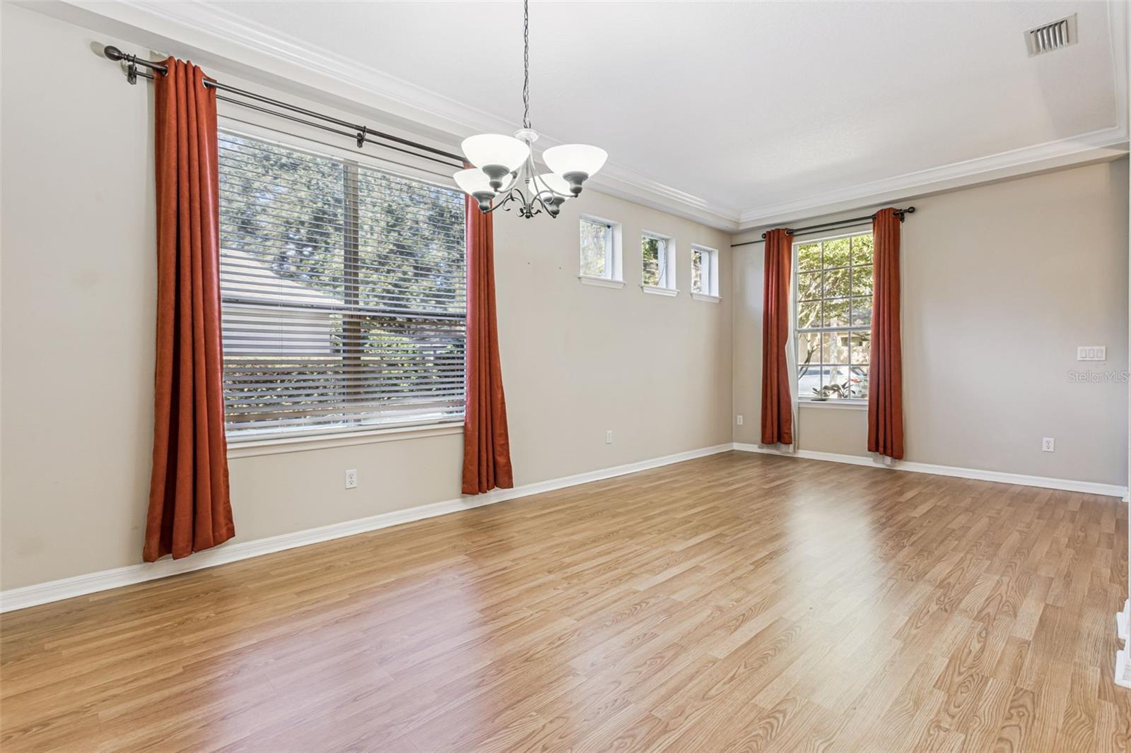 12860 PENSHURST LANE