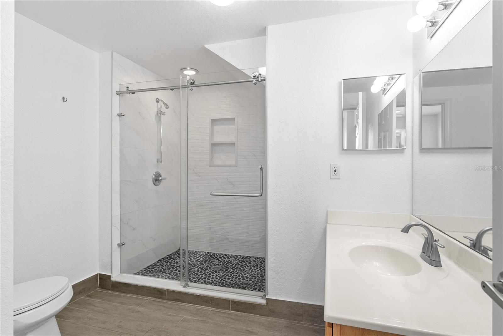 VENETIAN BAY VILLAGE CONDO PH 1 - Residential