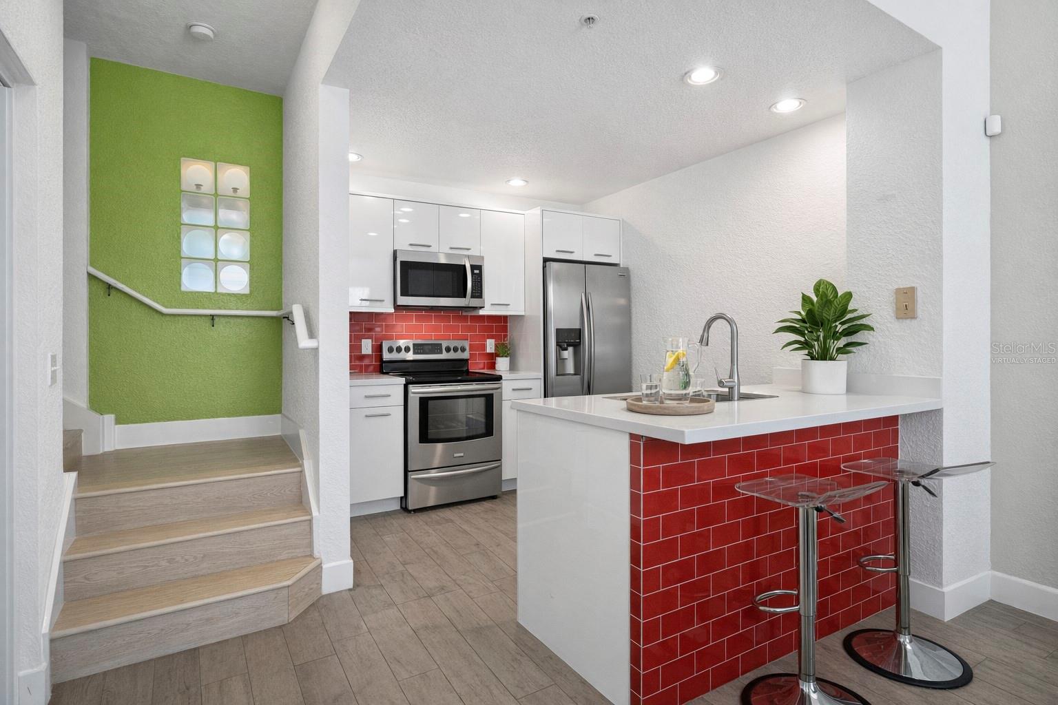 VENETIAN BAY VILLAGE CONDO PH 1 - Residential