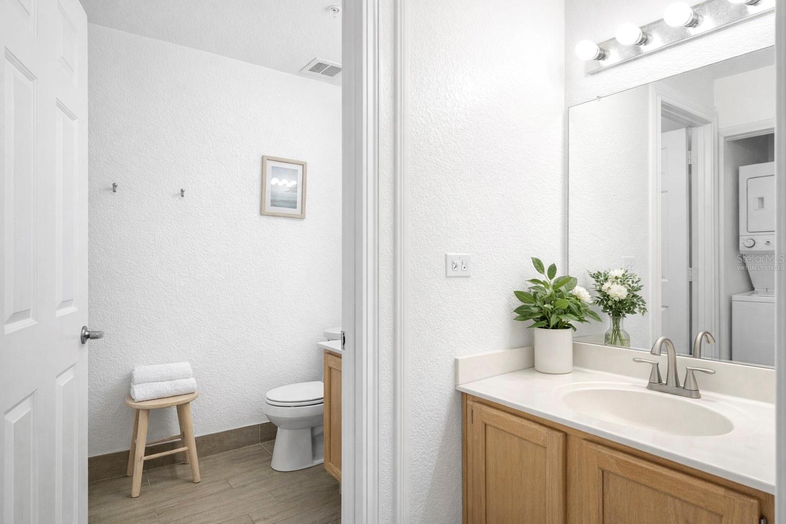 VENETIAN BAY VILLAGE CONDO PH 1 - Residential