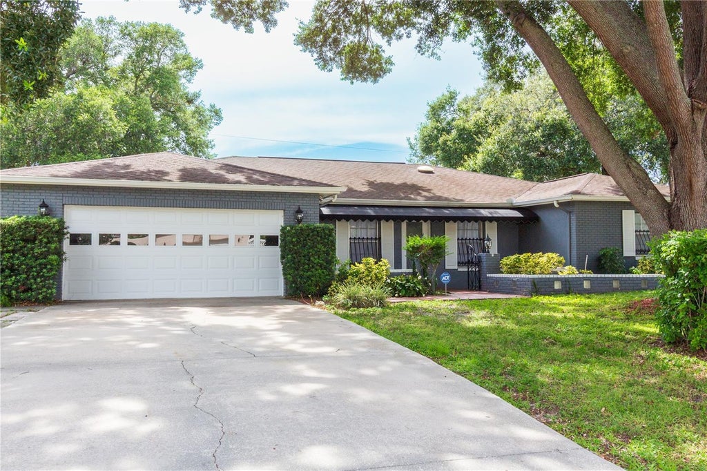 Photo of 11016 Saginaw Drive, Tampa, FL 33617 (MLS # TB8523485)