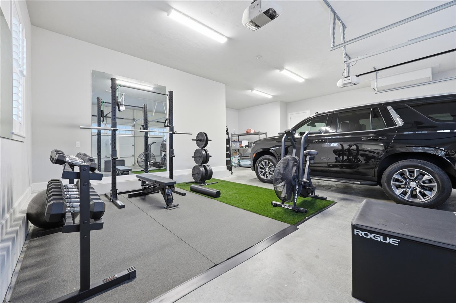 GLORIAS WAY - Residential