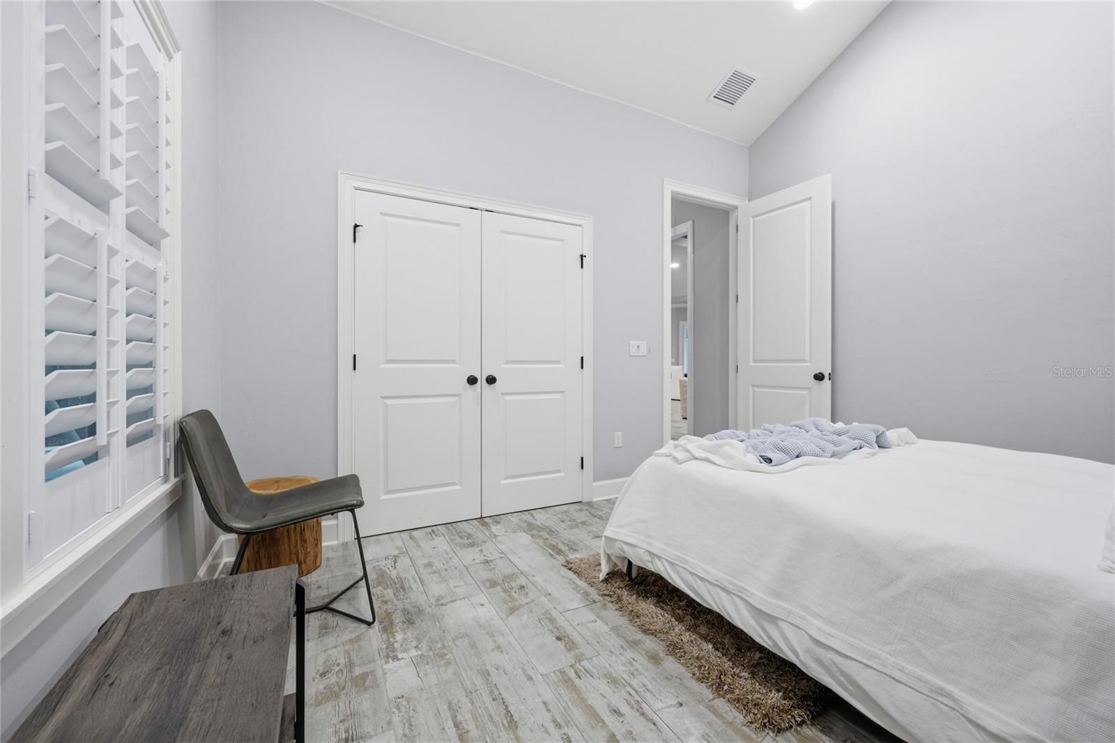 GLORIAS WAY - Residential