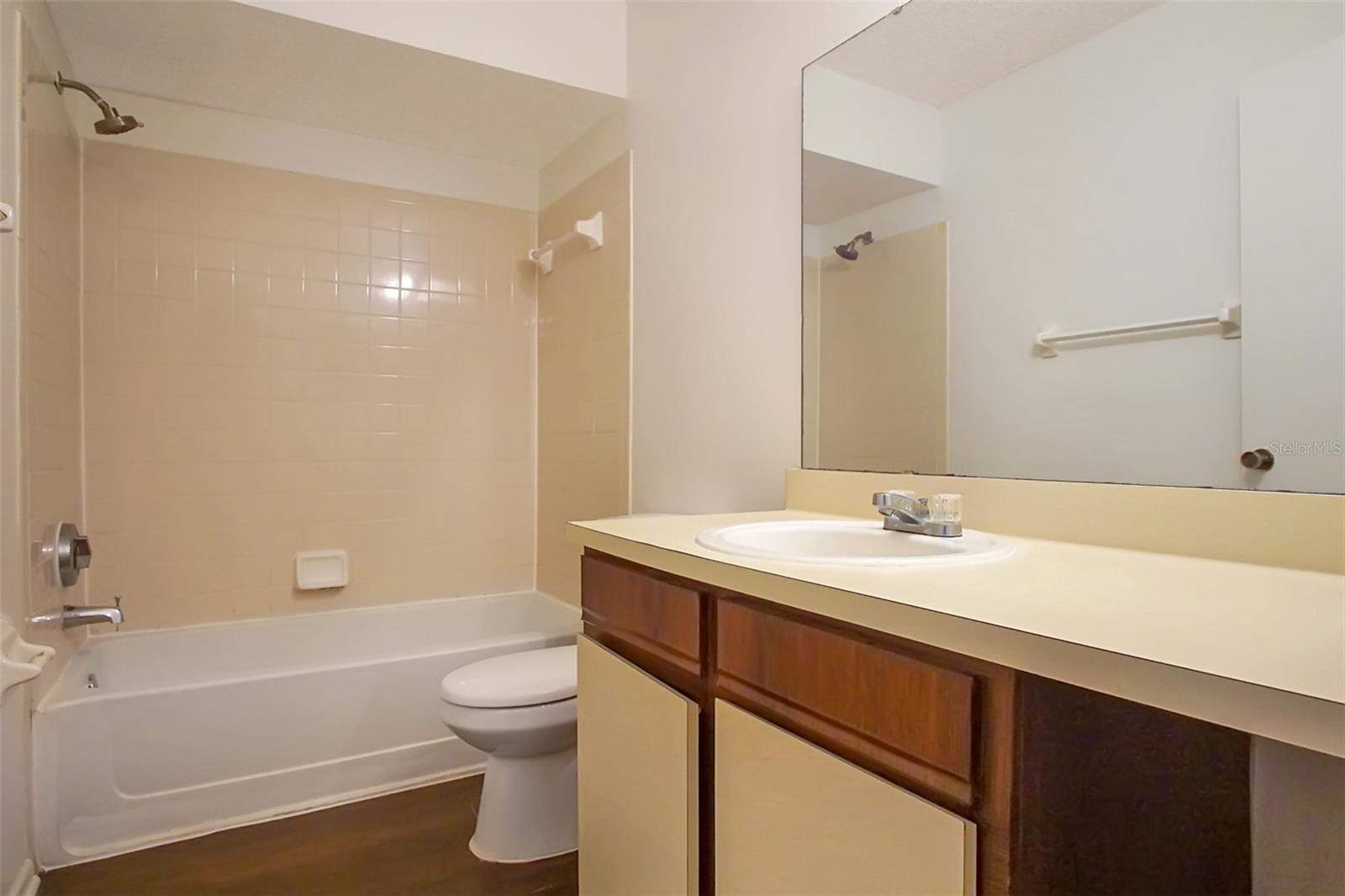 CASCADE AT KISSIMMEE CONDO - Residential Lease