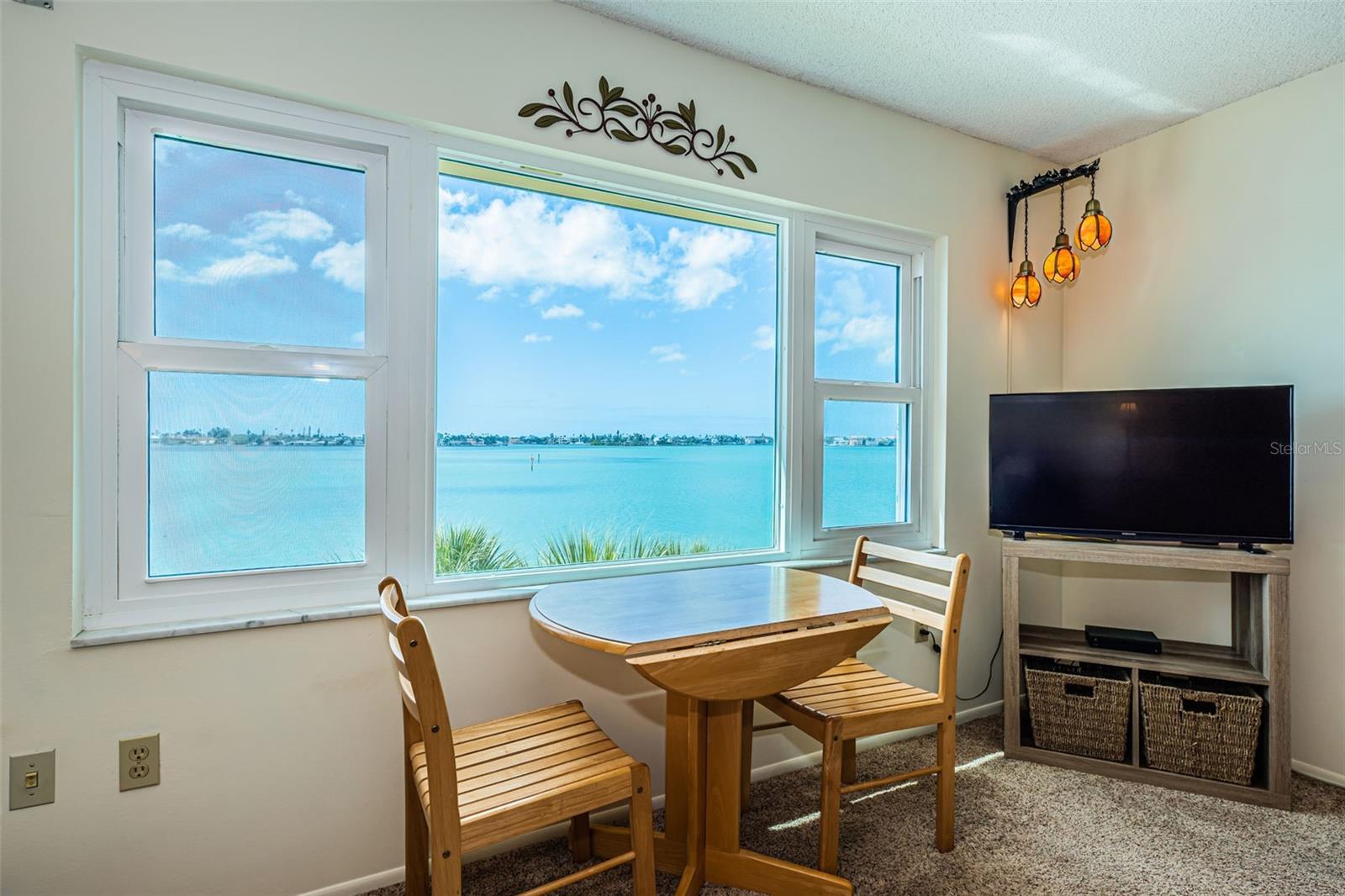 LEXINGTON TOWERS CONDO - Residential