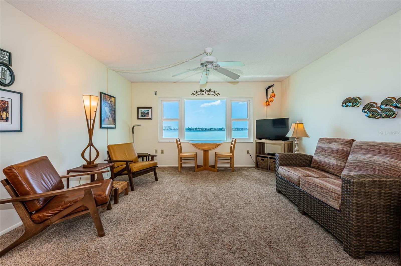 LEXINGTON TOWERS CONDO - Residential