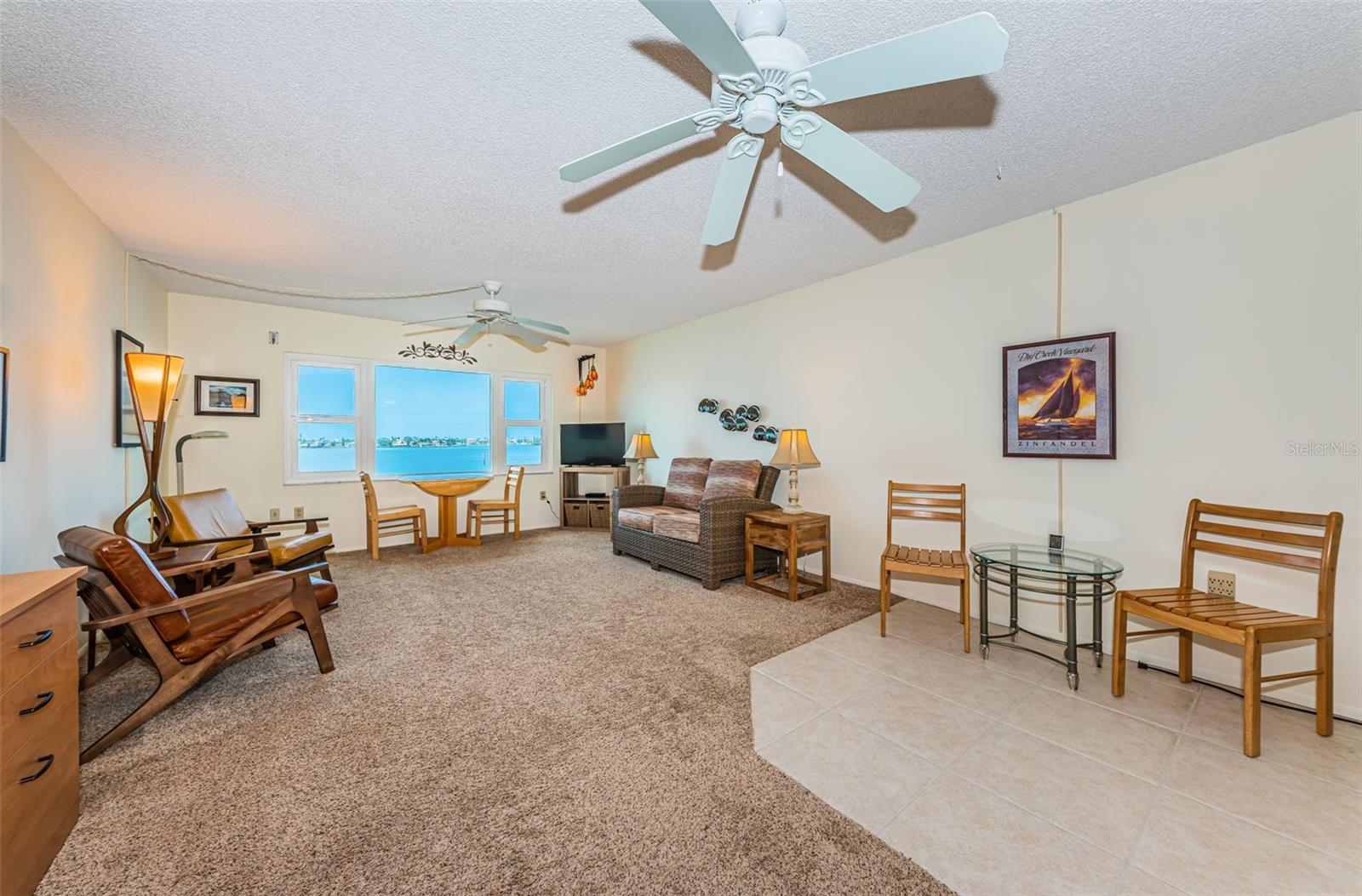 LEXINGTON TOWERS CONDO - Residential