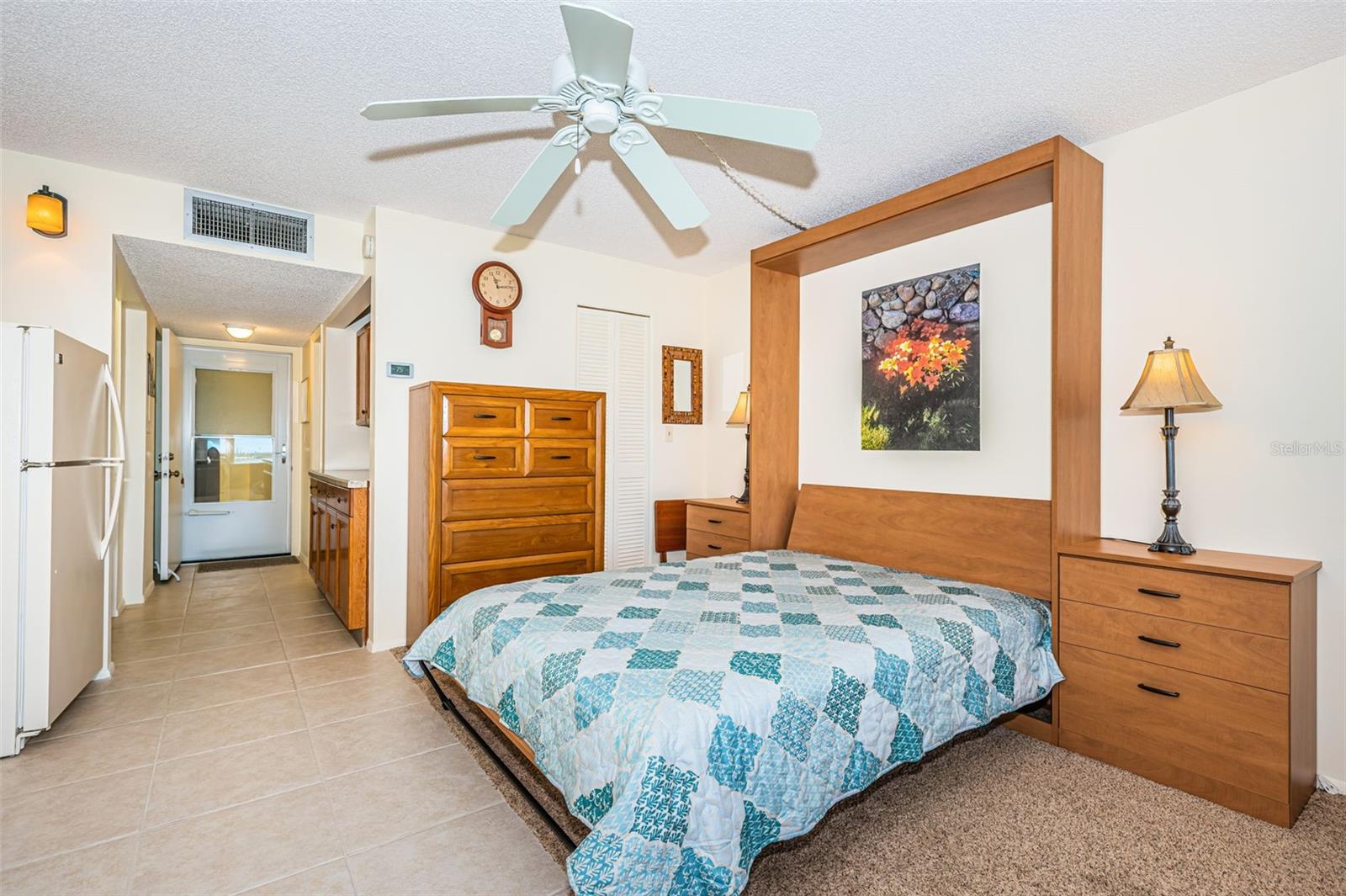 LEXINGTON TOWERS CONDO - Residential