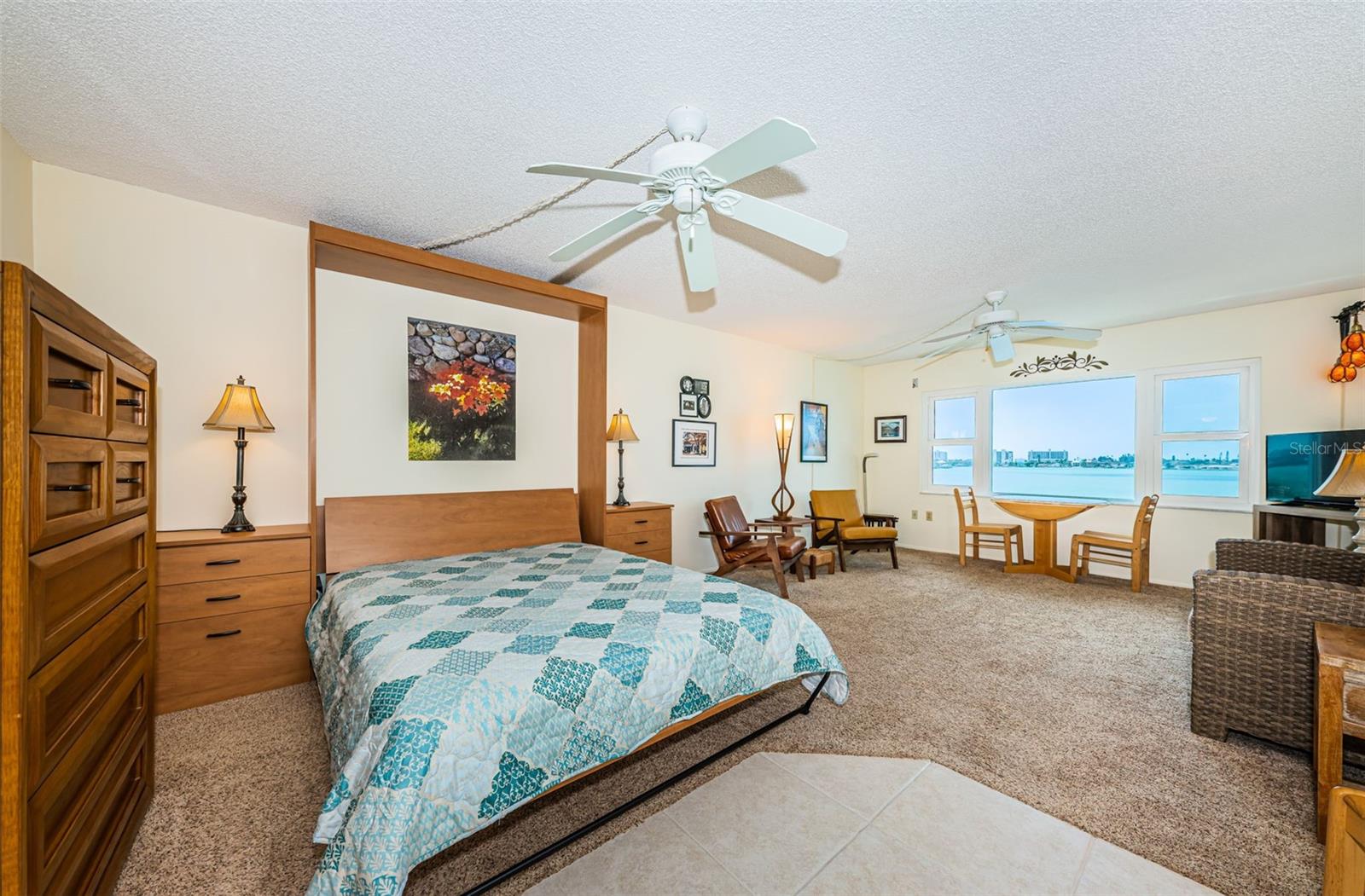 LEXINGTON TOWERS CONDO - Residential