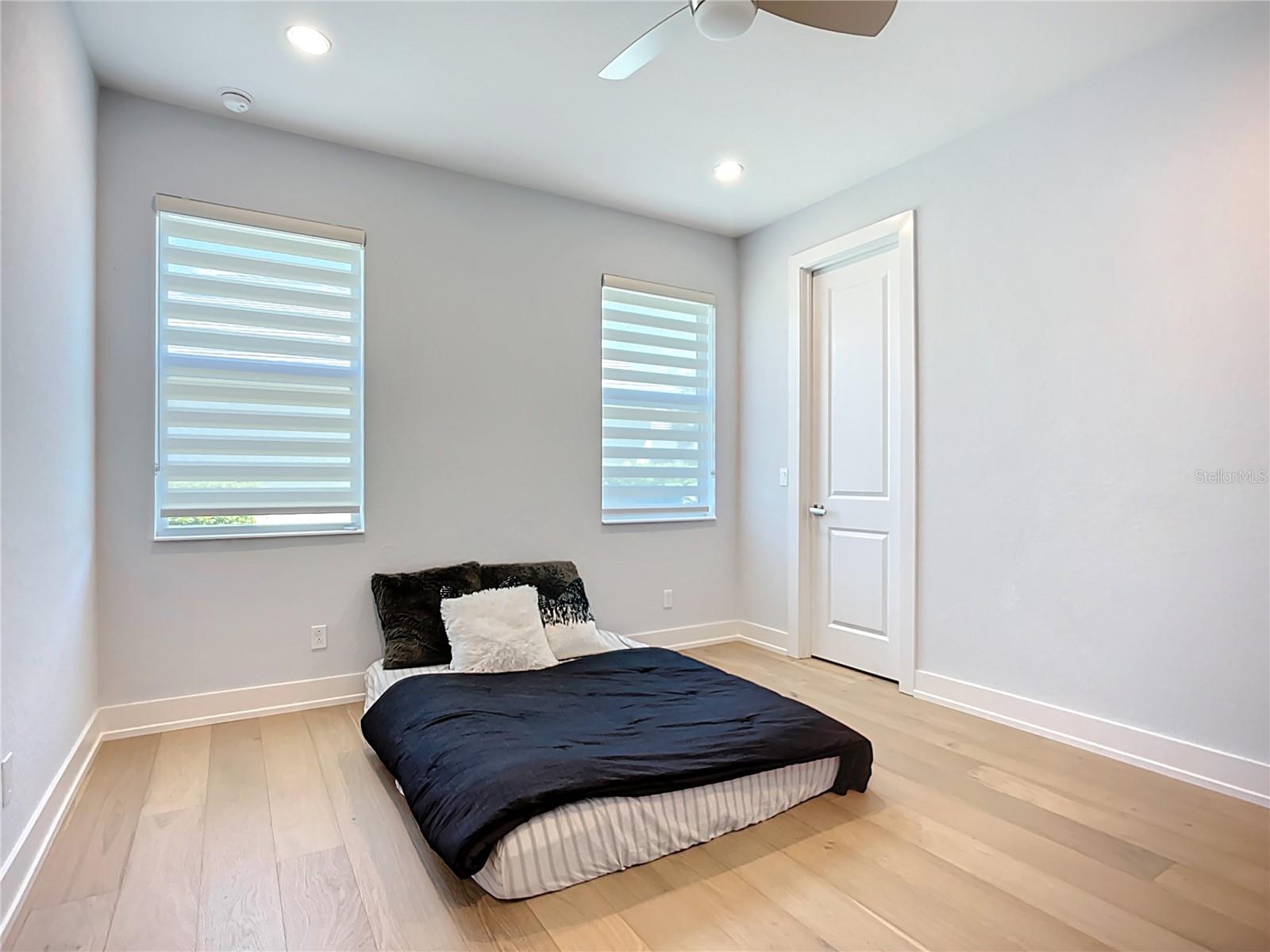 ISLES AT LAKEWOOD RANCH - Residential