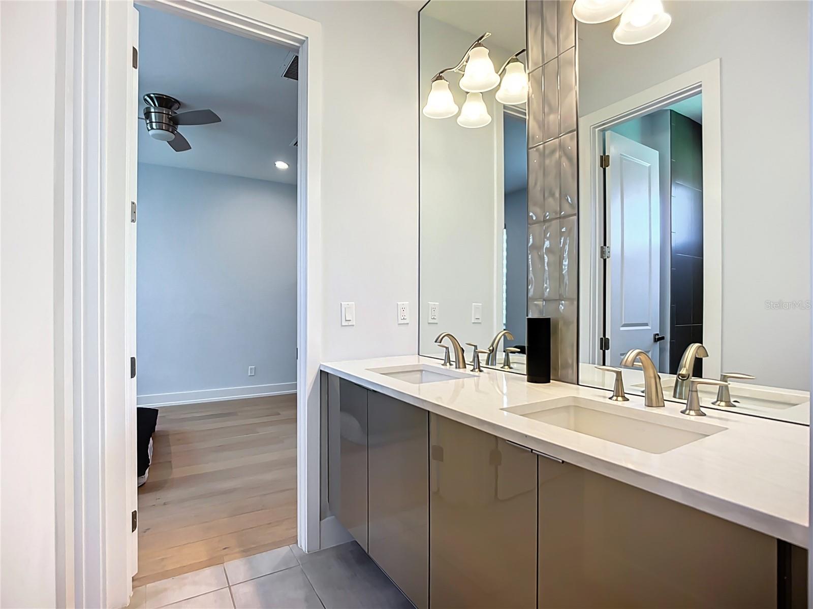 ISLES AT LAKEWOOD RANCH - Residential