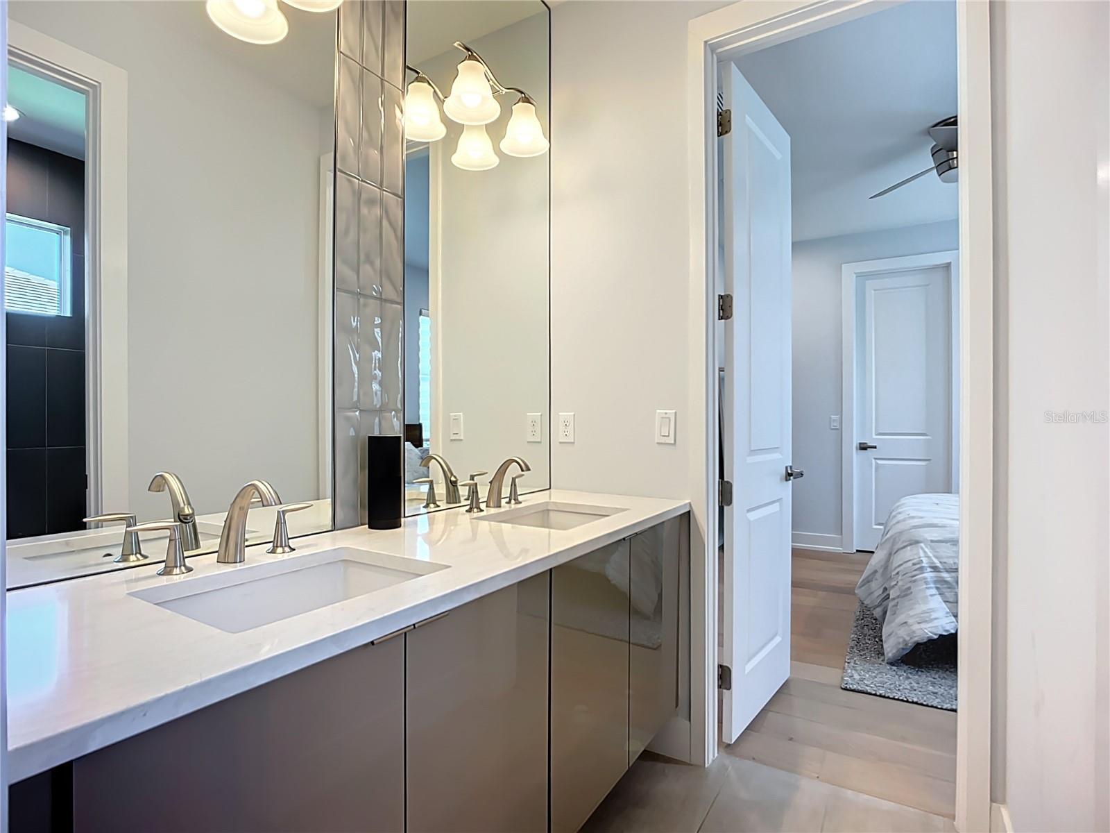ISLES AT LAKEWOOD RANCH - Residential