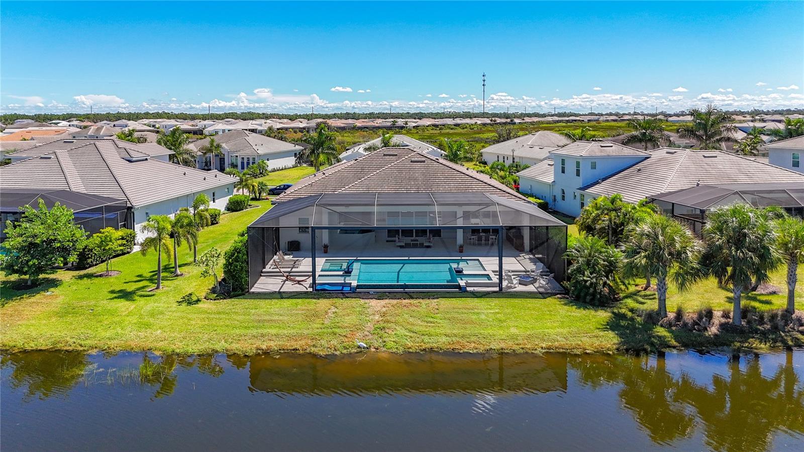 ISLES AT LAKEWOOD RANCH - Residential