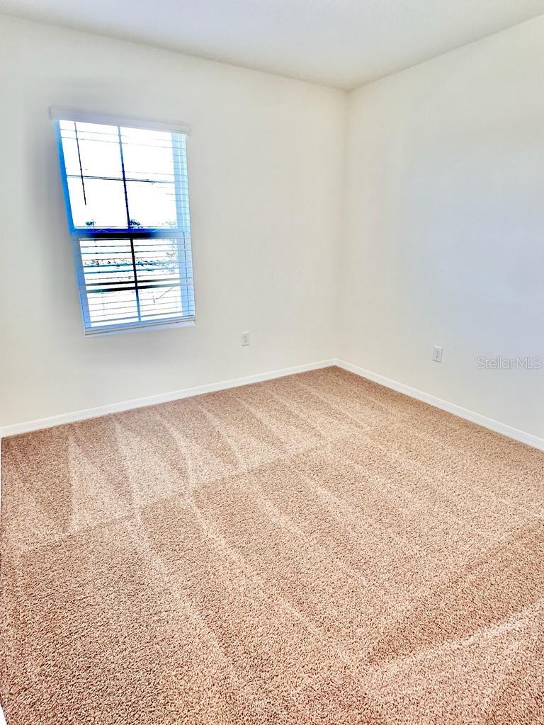 PRAIRIE OAKS - Residential Lease