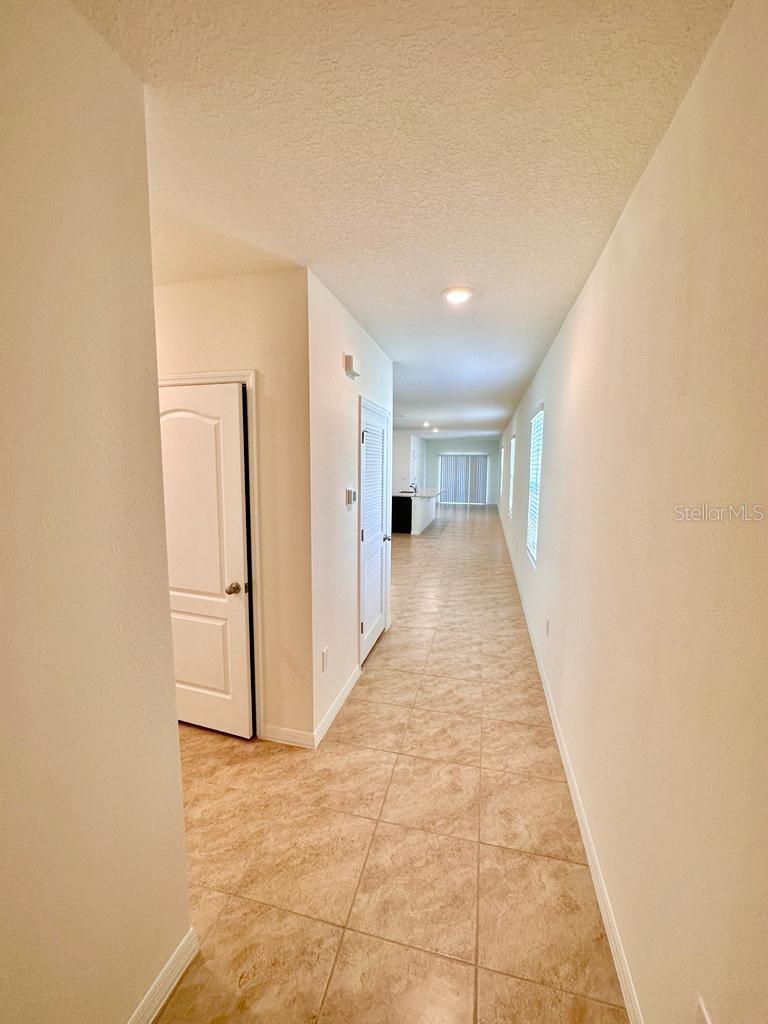 PRAIRIE OAKS - Residential Lease