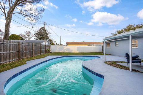 A home in SOUTH DAYTONA