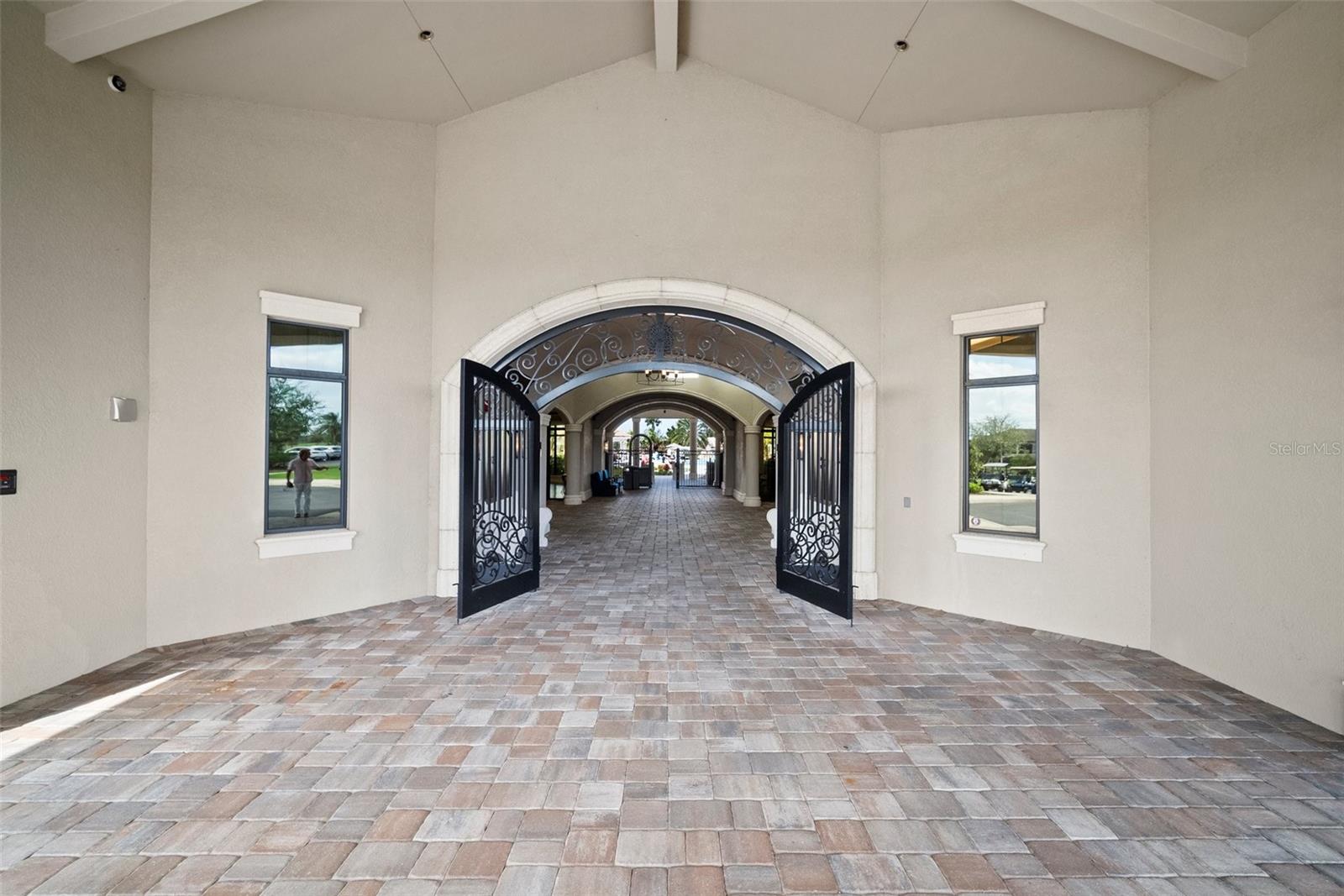 LAKEWOOD NATIONAL GOLF CULB PH II - Residential