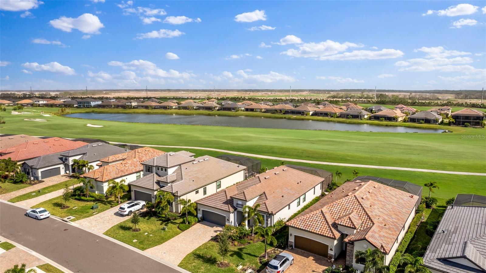 LAKEWOOD NATIONAL GOLF CULB PH II - Residential