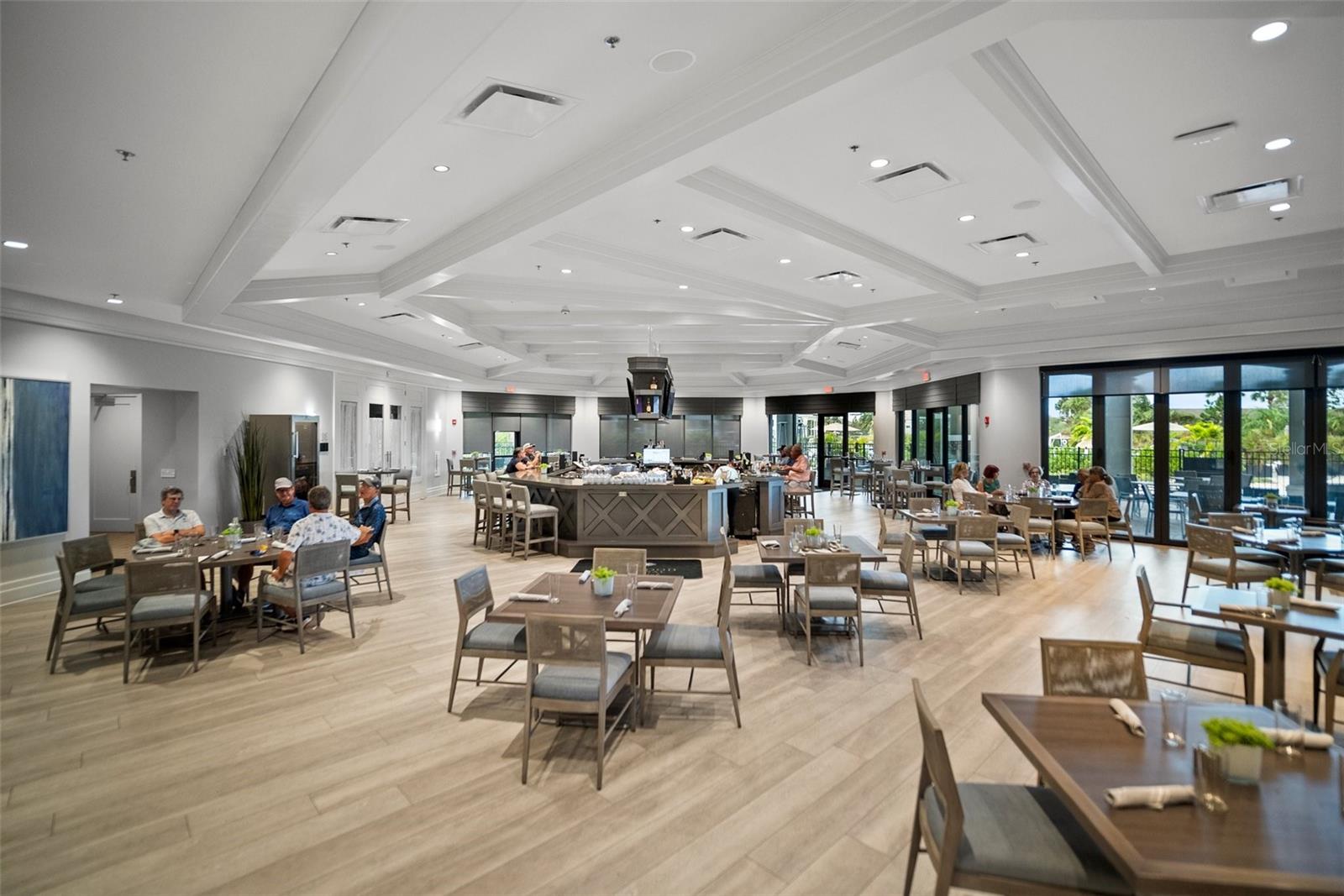 LAKEWOOD NATIONAL GOLF CULB PH II - Residential