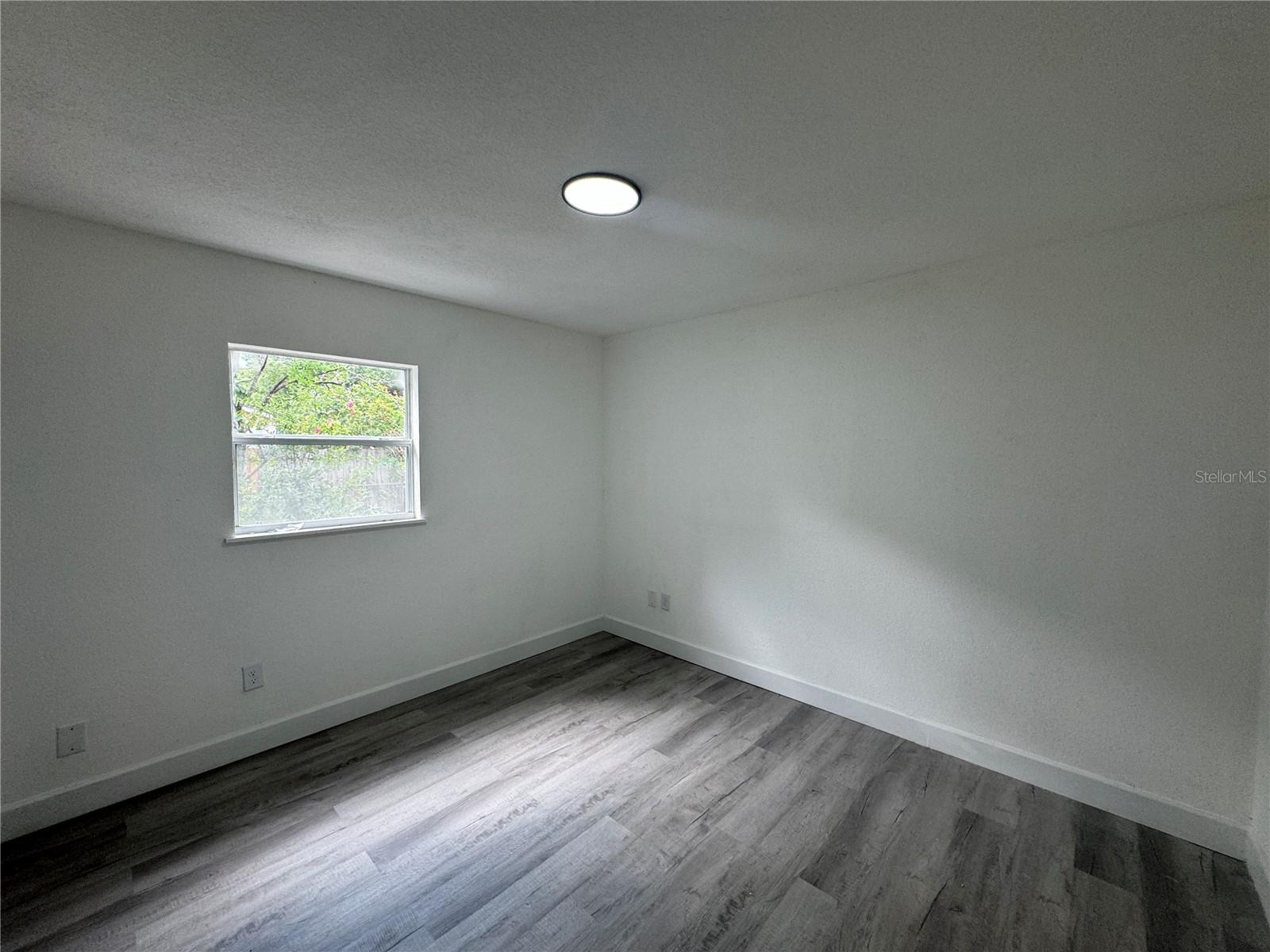 Photo 9 of 11 of 4001 PELICAN LANE house