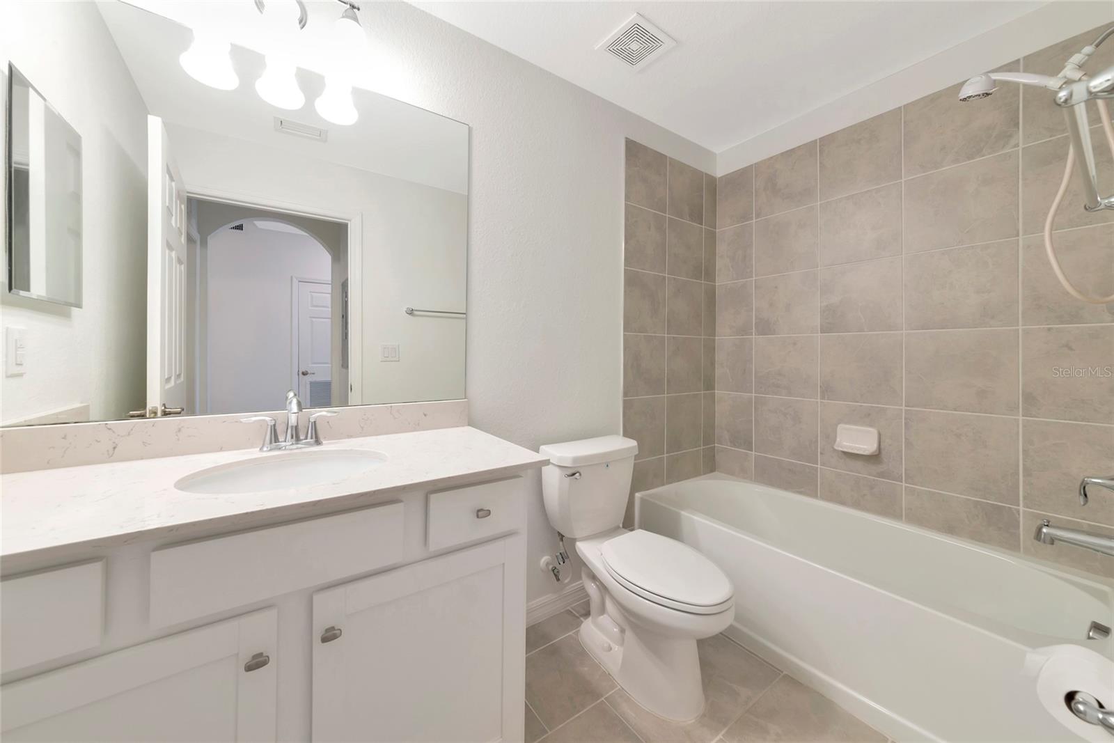 LAKEWOOD NATIONAL PH II - Residential