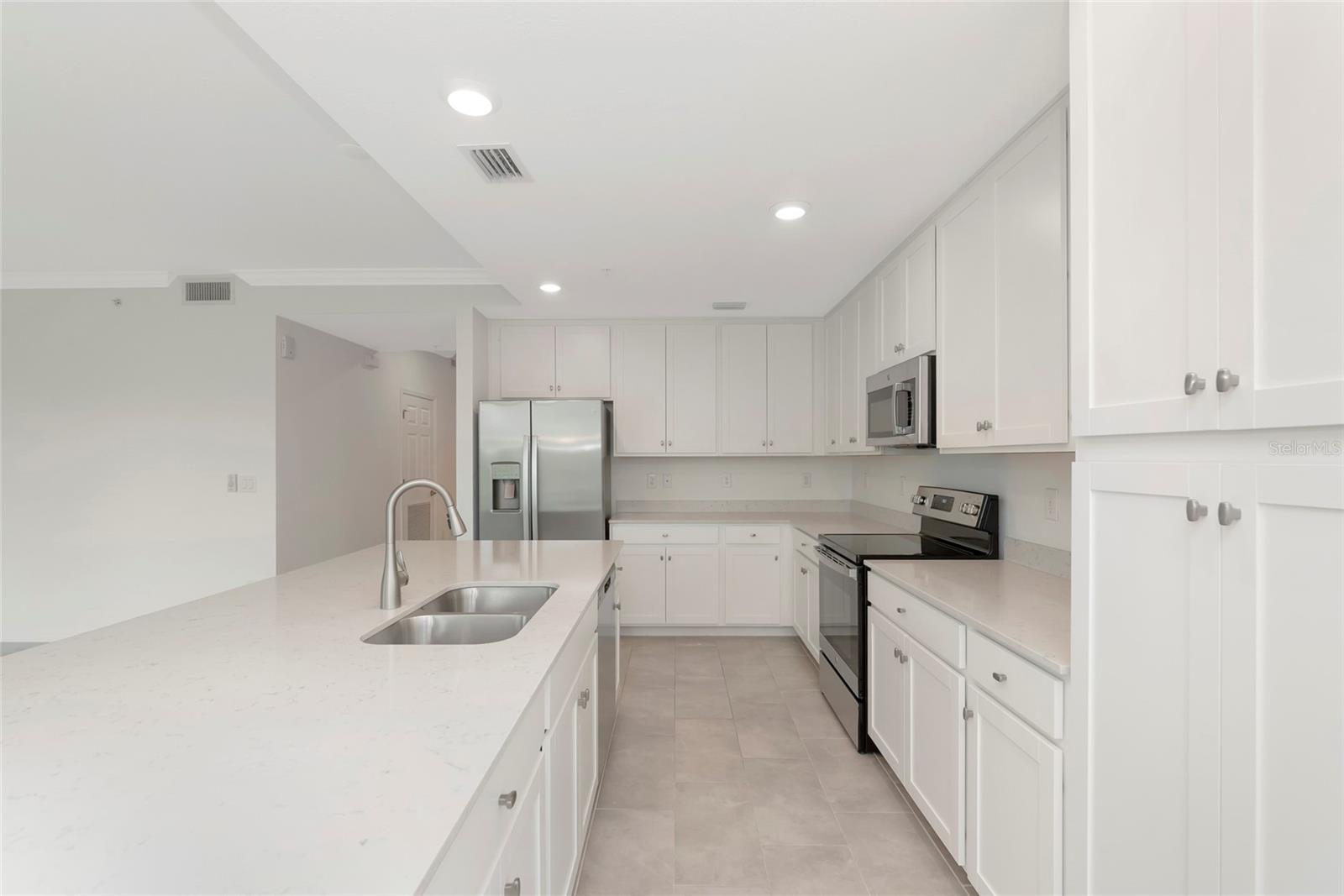 LAKEWOOD NATIONAL PH II - Residential