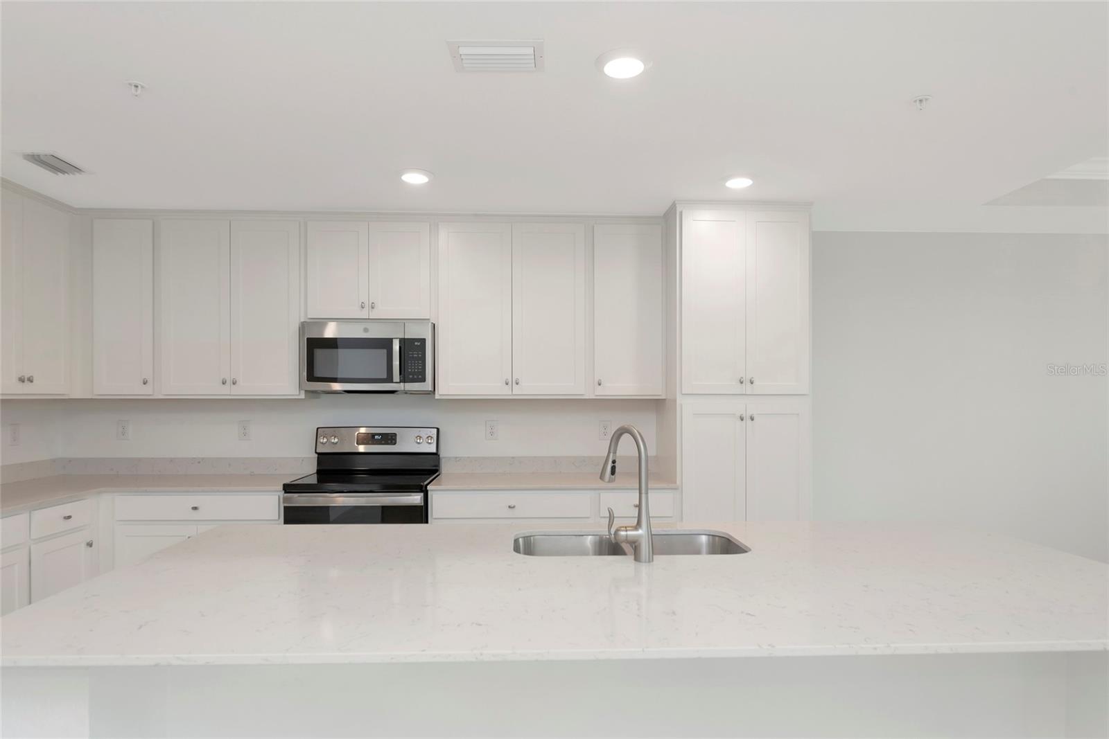 LAKEWOOD NATIONAL PH II - Residential
