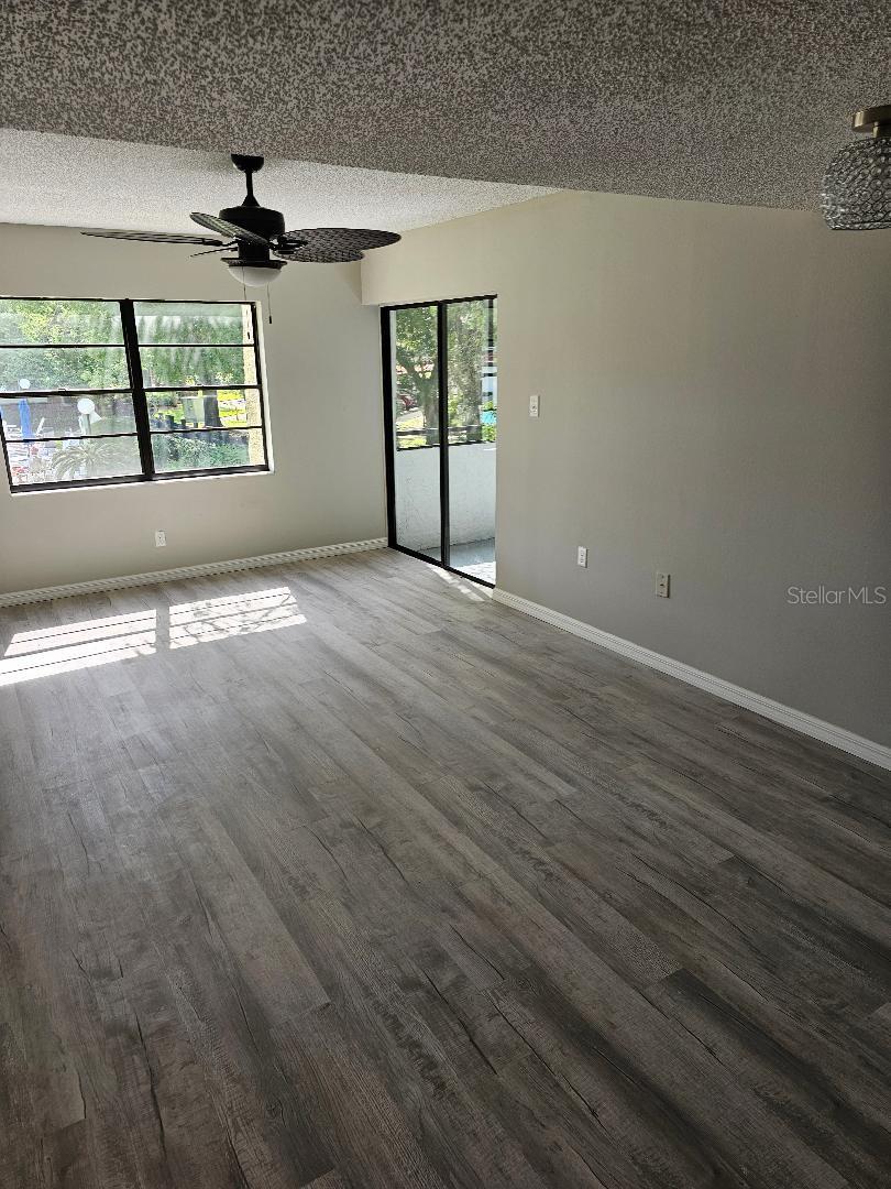 2587 COUNTRYSIDE BOULEVARD 6207