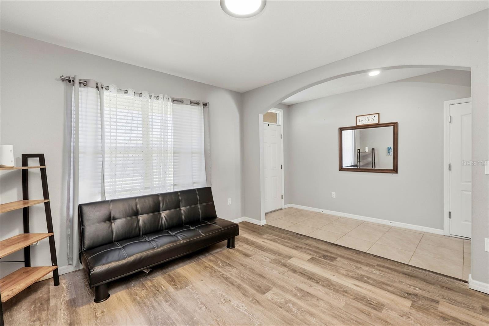 SUMMERVIEW - Residential