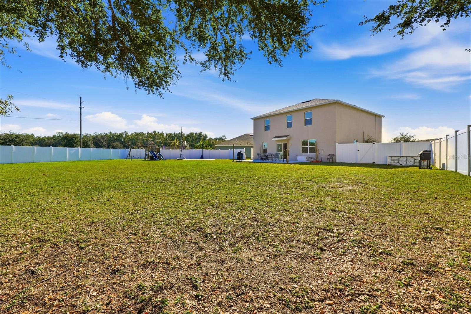 SUMMERVIEW - Residential