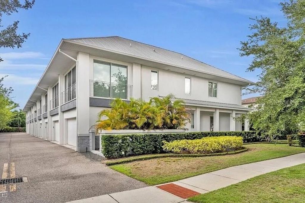 Photo of 438 W Swoope Avenue, Winter Park, FL 32789 (MLS # O6368619)