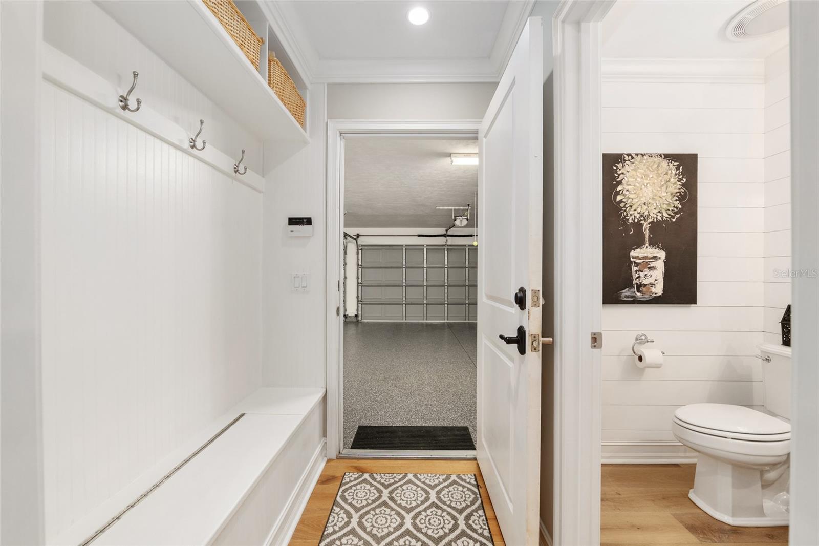 CLINCH GRANT D L OR WALLS TR - Residential