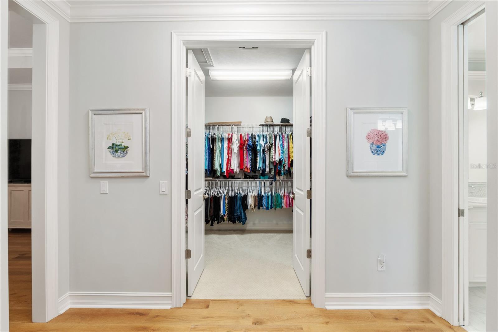 CLINCH GRANT D L OR WALLS TR - Residential