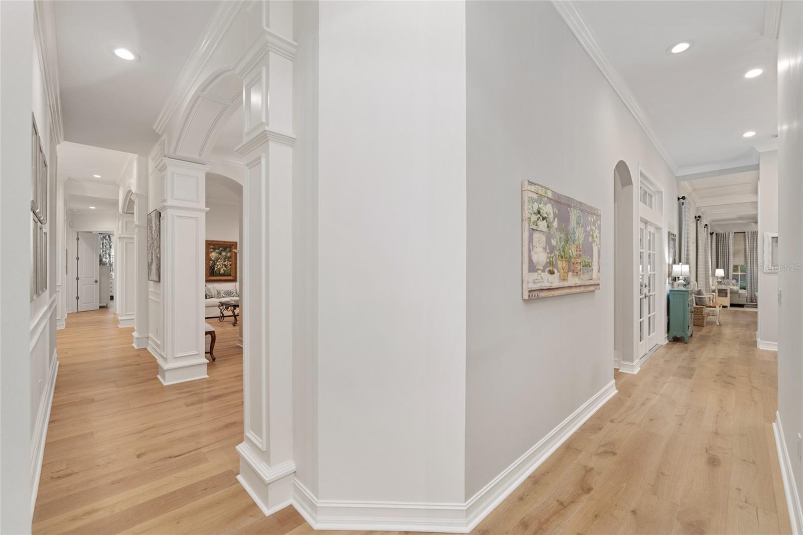 CLINCH GRANT D L OR WALLS TR - Residential