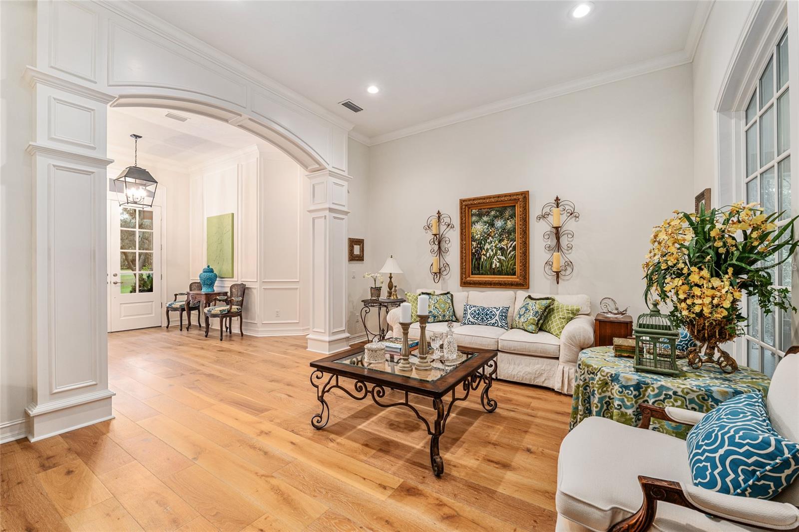 CLINCH GRANT D L OR WALLS TR - Residential