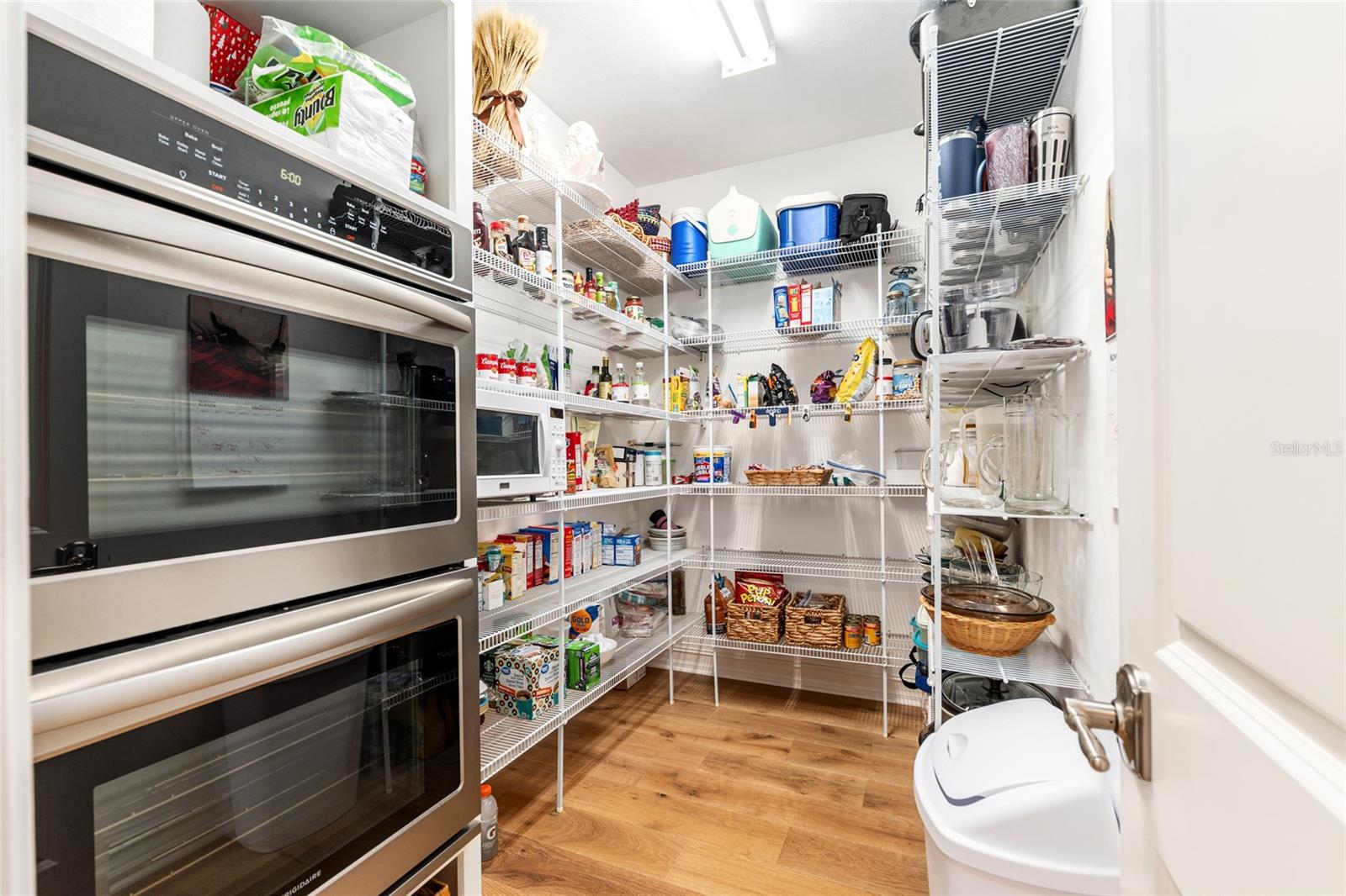 CLINCH GRANT D L OR WALLS TR - Residential