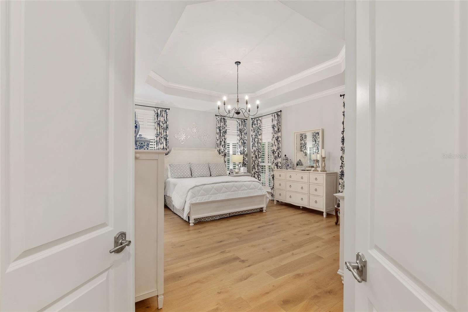 CLINCH GRANT D L OR WALLS TR - Residential