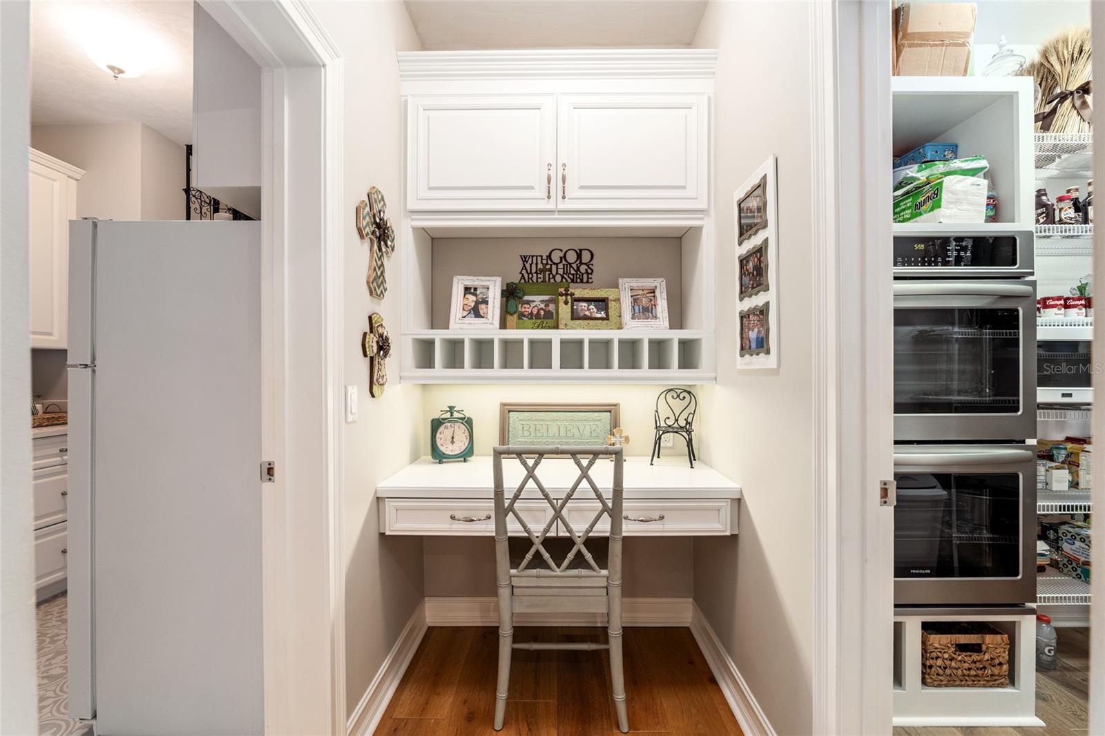 CLINCH GRANT D L OR WALLS TR - Residential