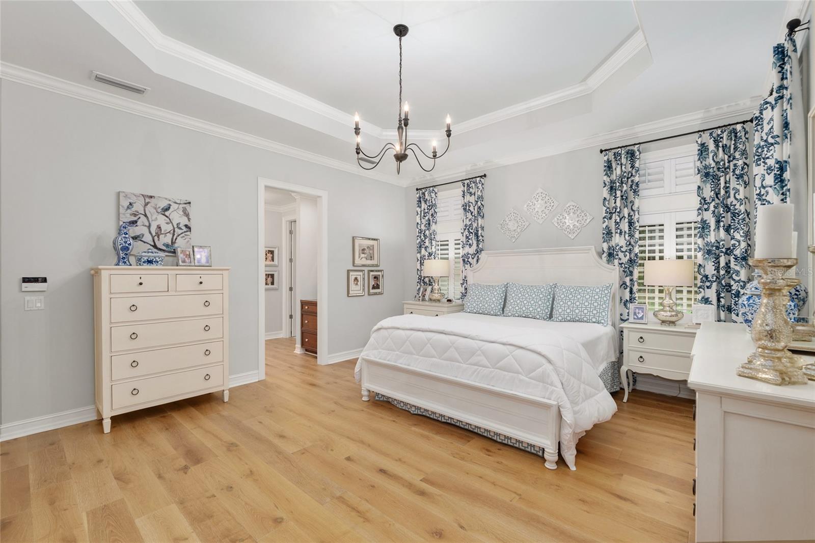 CLINCH GRANT D L OR WALLS TR - Residential