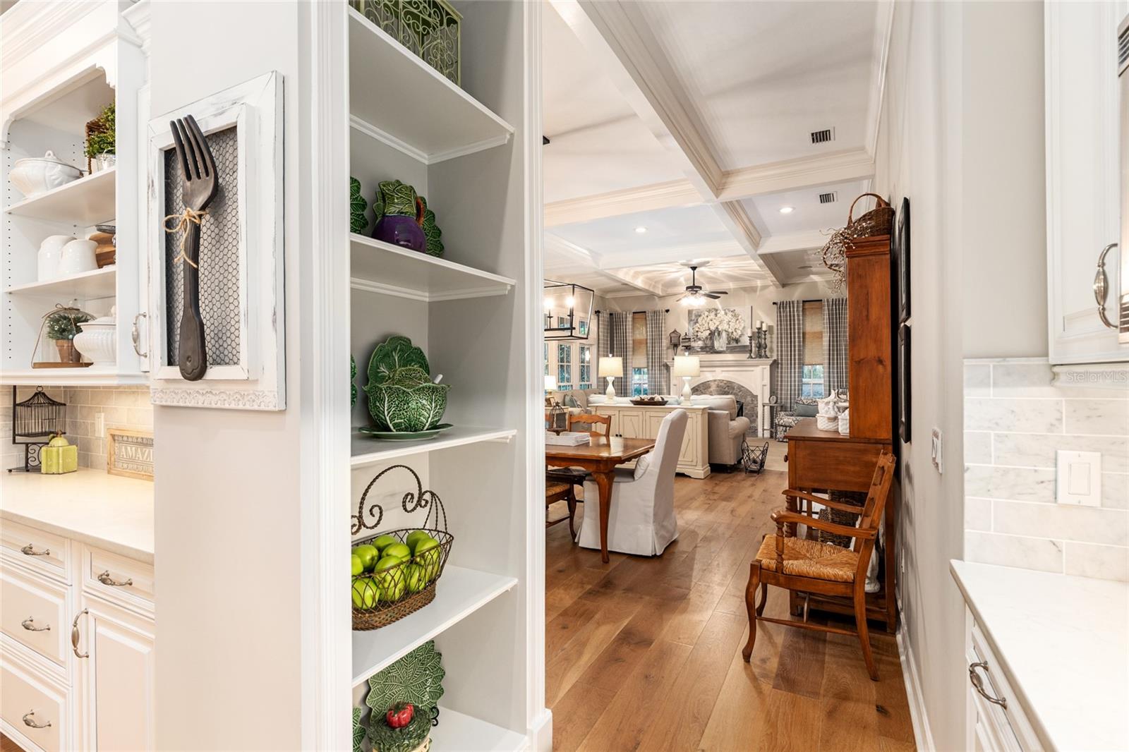 CLINCH GRANT D L OR WALLS TR - Residential