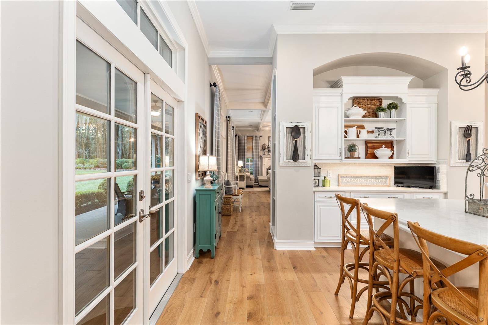 CLINCH GRANT D L OR WALLS TR - Residential