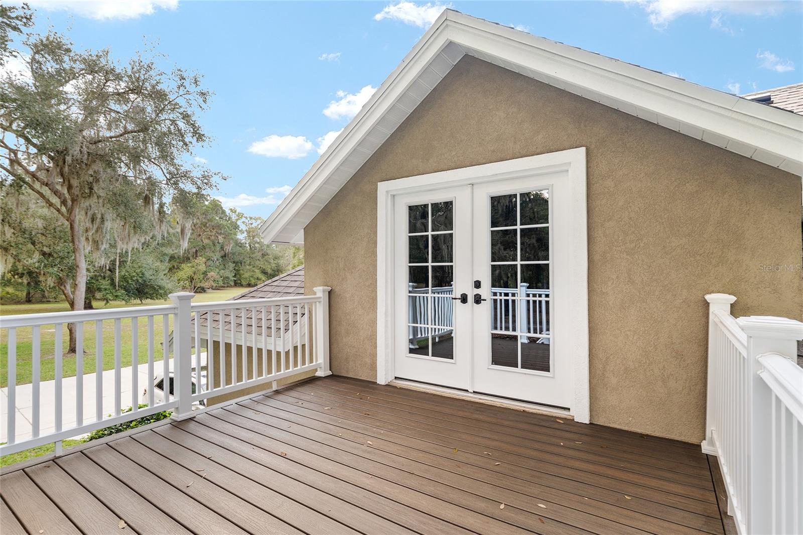 CLINCH GRANT D L OR WALLS TR - Residential