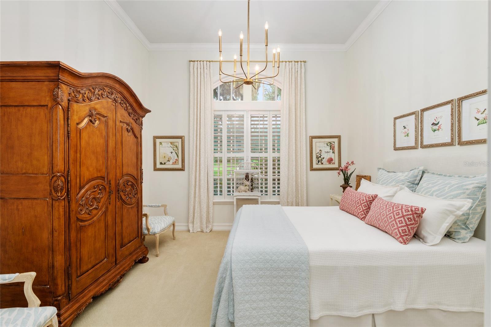 CLINCH GRANT D L OR WALLS TR - Residential