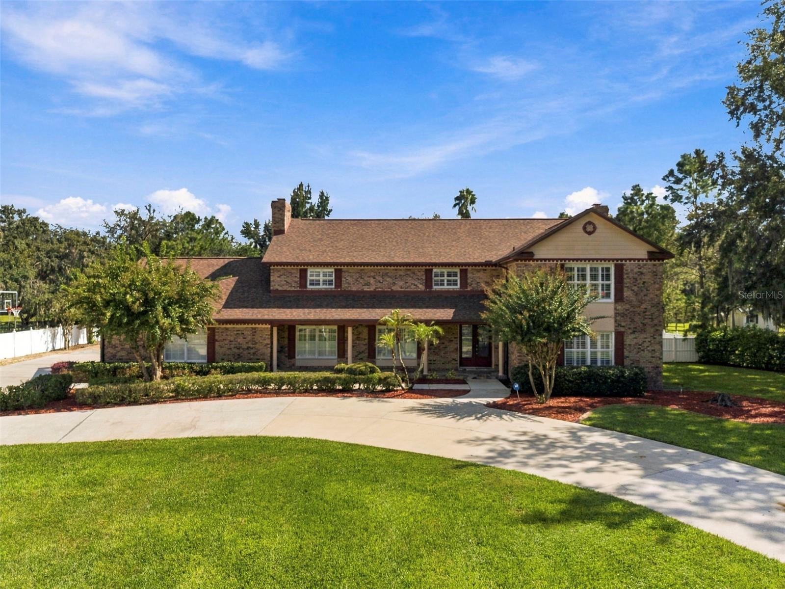 115 HICKORY CREEK DRIVE