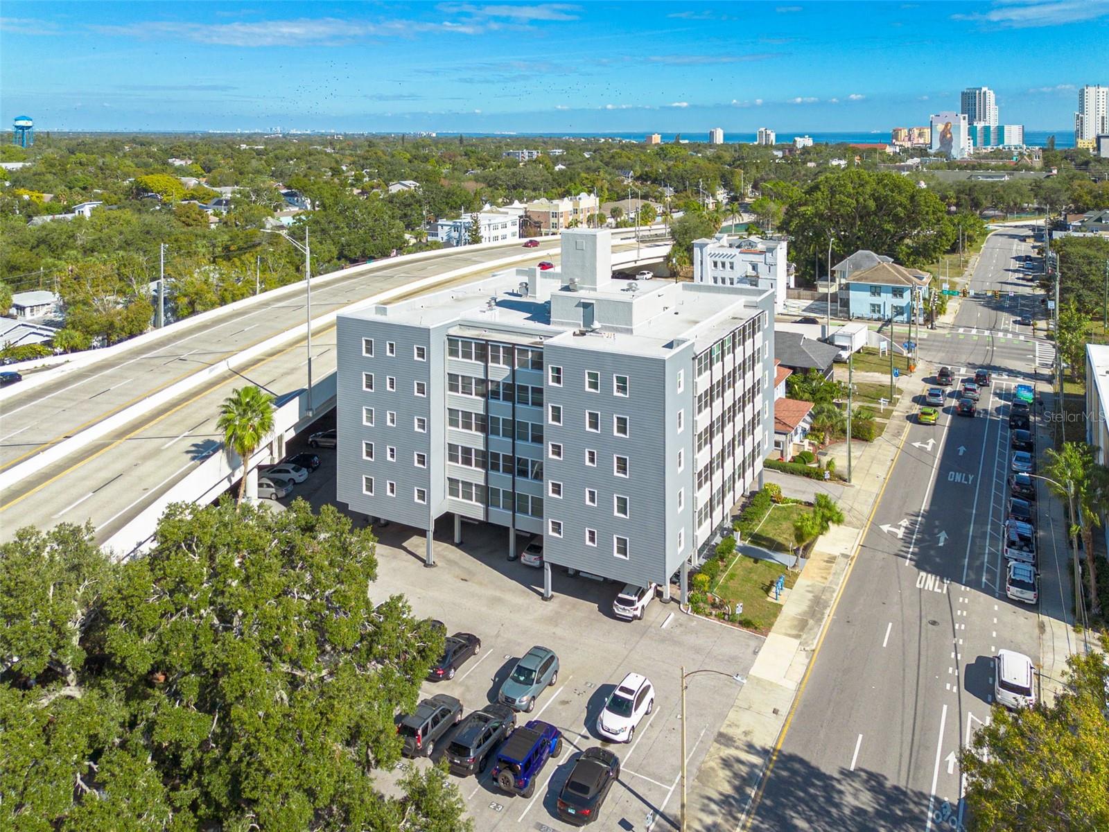 SUNCOAST TOWERS APTS CO-OP - Residential