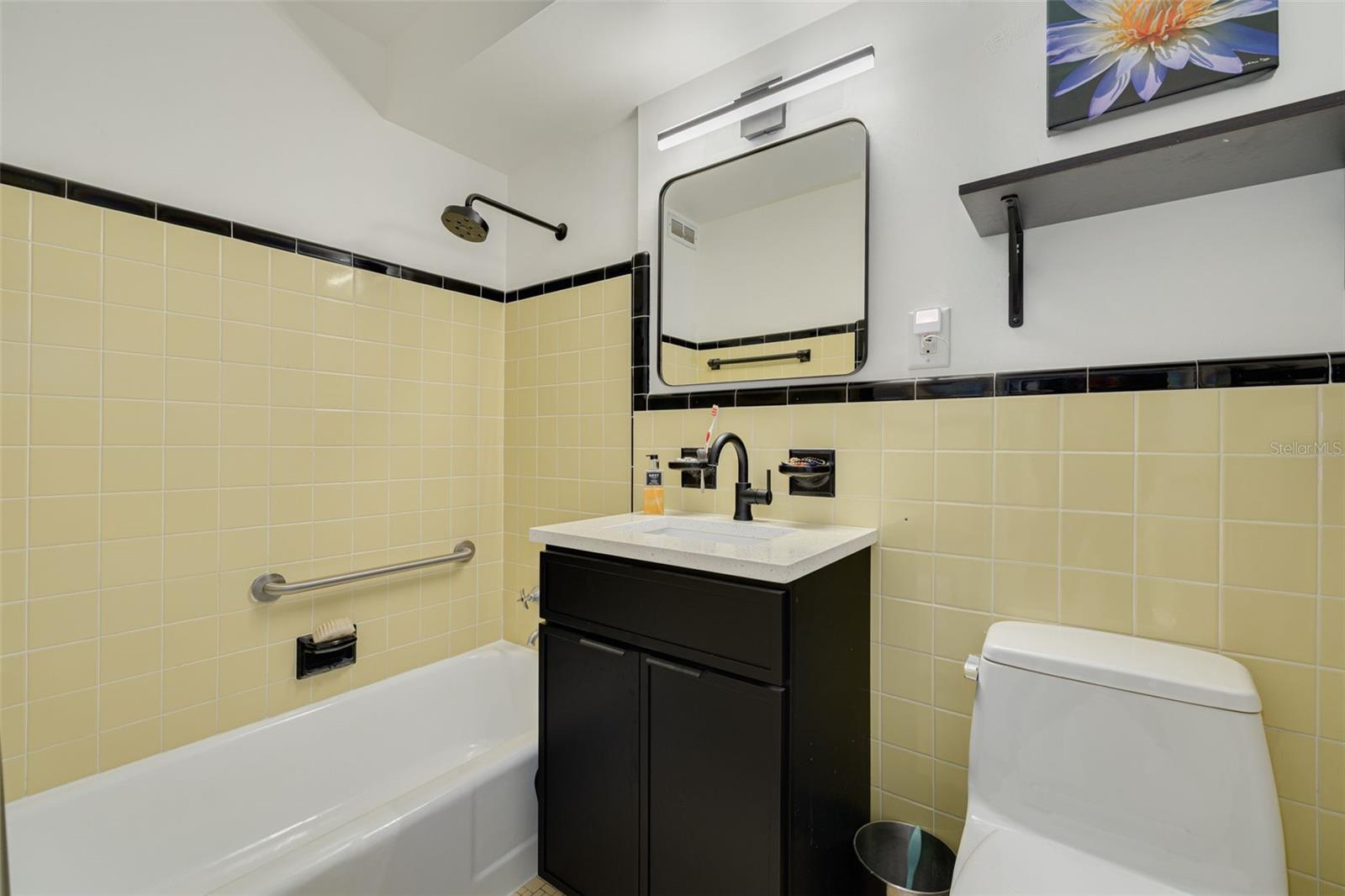 SUNCOAST TOWERS APTS CO-OP - Residential