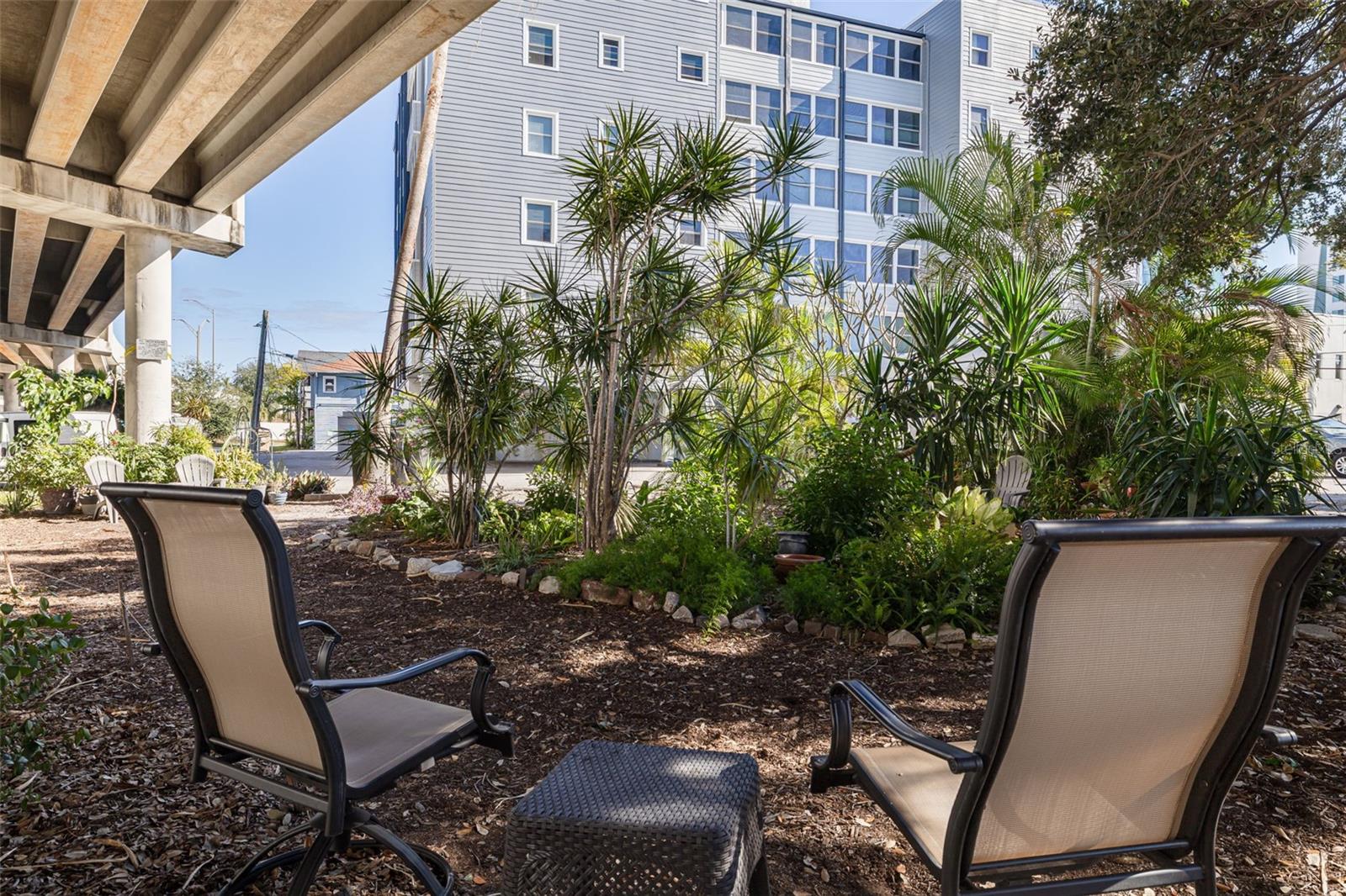 SUNCOAST TOWERS APTS CO-OP - Residential