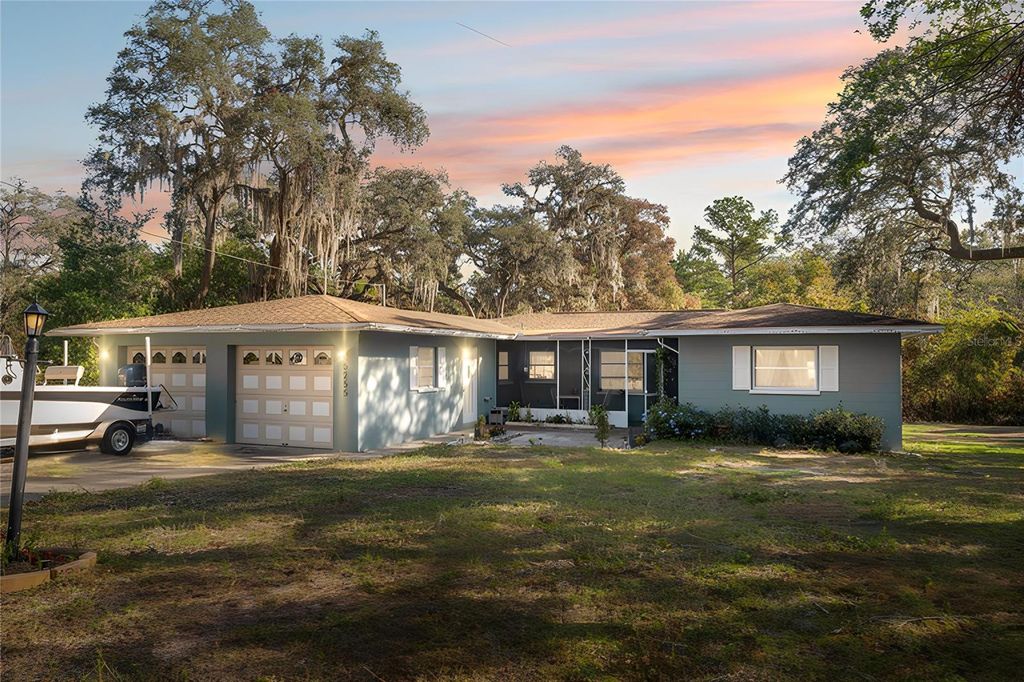 Photo of 5255 Azalea Circle, Dade City, FL 33523 (MLS # TB8328137)