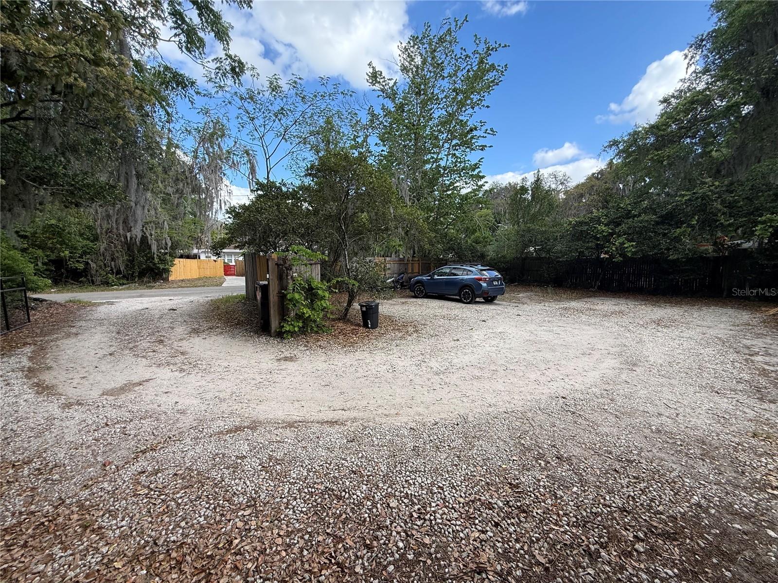 WESTSIDE PLACE - Residential