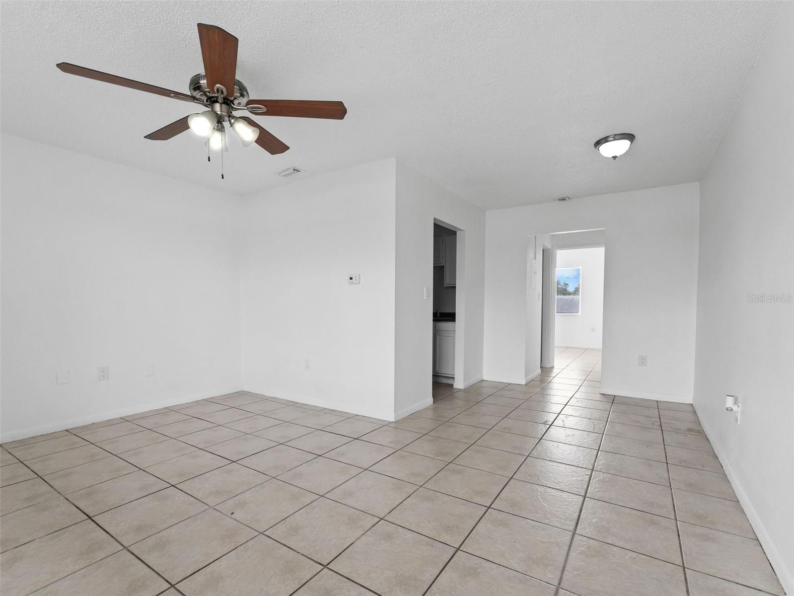 PARKLANE CONDO - Residential Income